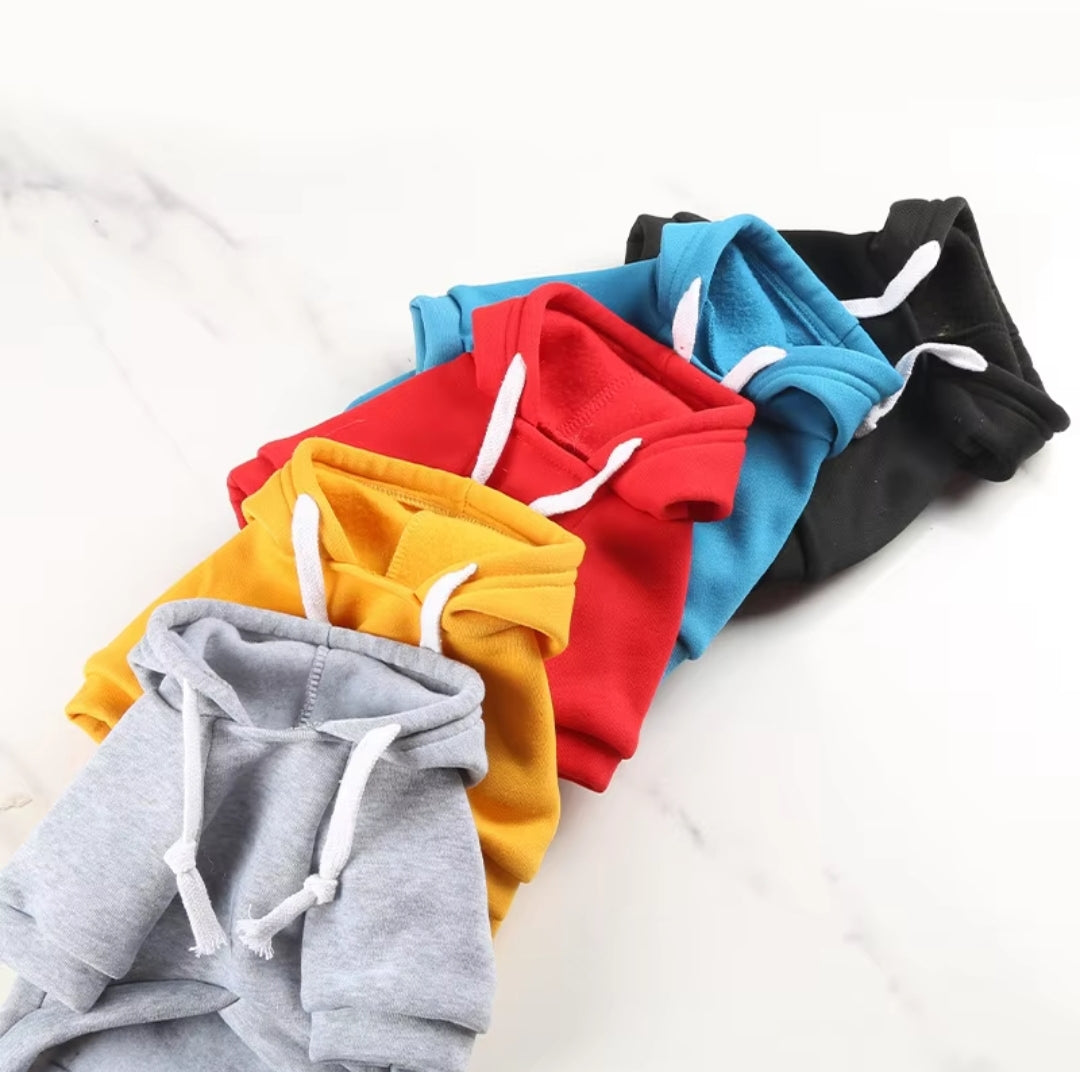 Dog hoodie 5x, fleece/poly with strings, zipper pocket aprox 60 to 80lb