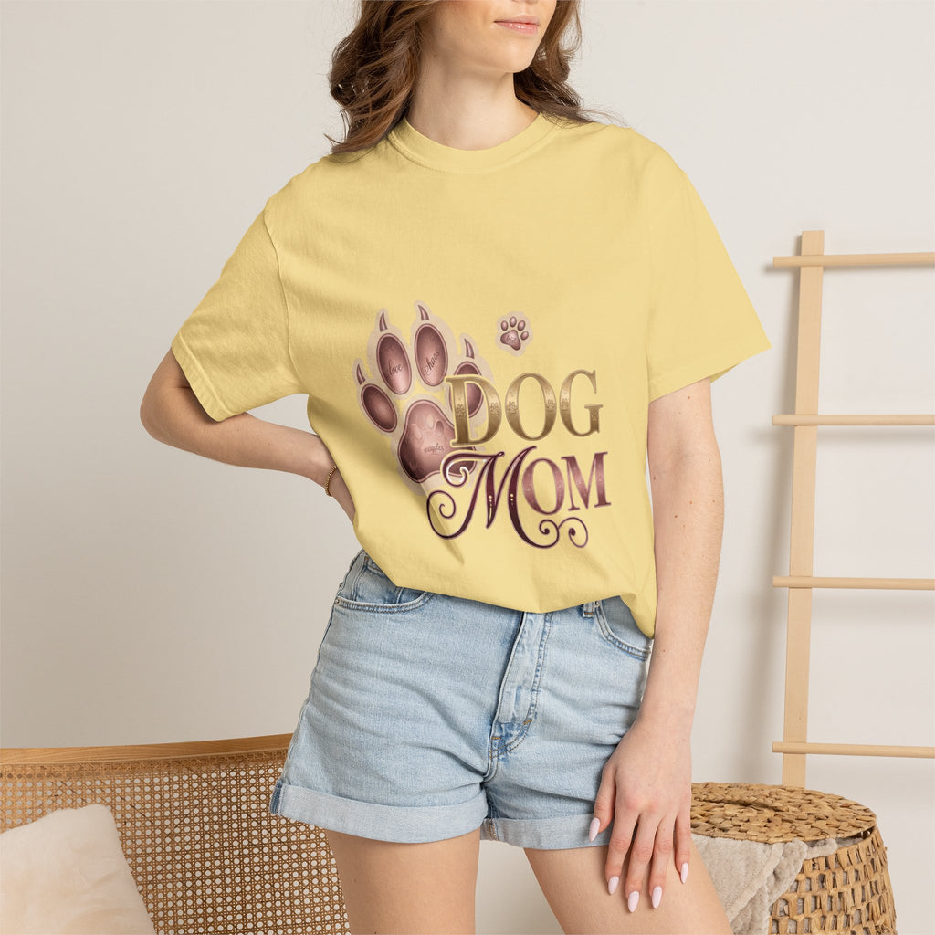 Dog Mom T-Shirt – Floral Pitbull Design, "Dog Mom" Graphic Tee for Pet Lovers