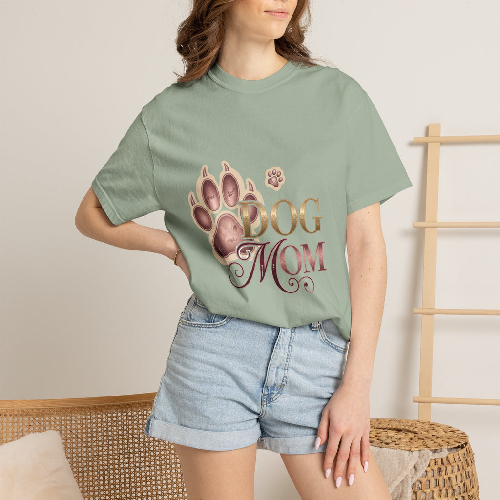 Dog Mom T-Shirt – Floral Pitbull Design, "Dog Mom" Graphic Tee for Pet Lovers