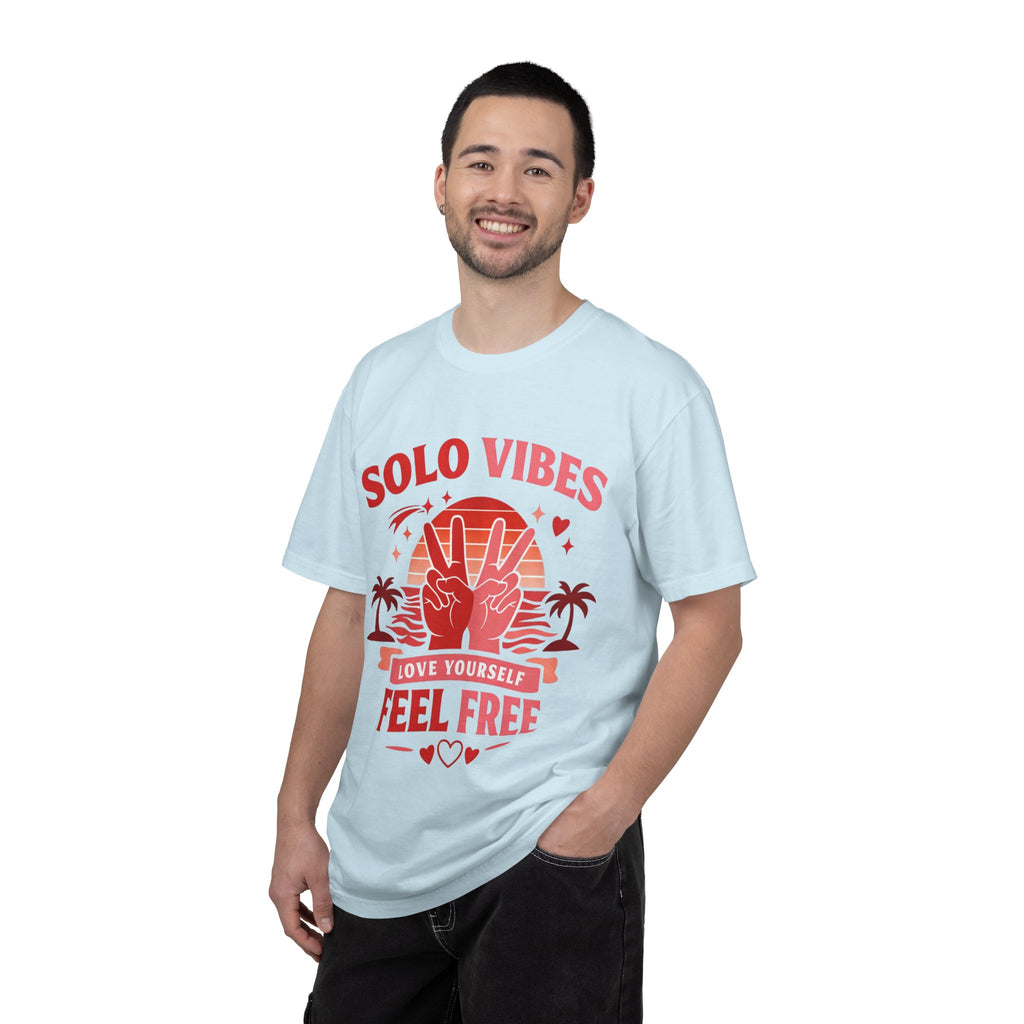Solo Vibes T-Shirt — 'Love Yourself, Feel Free' Retro