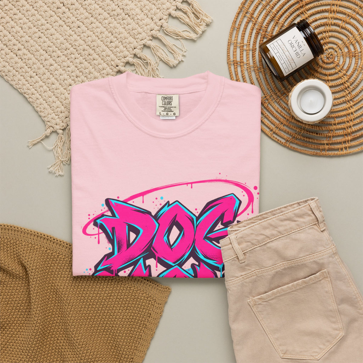 Dog Mom Graphic T-Shirt