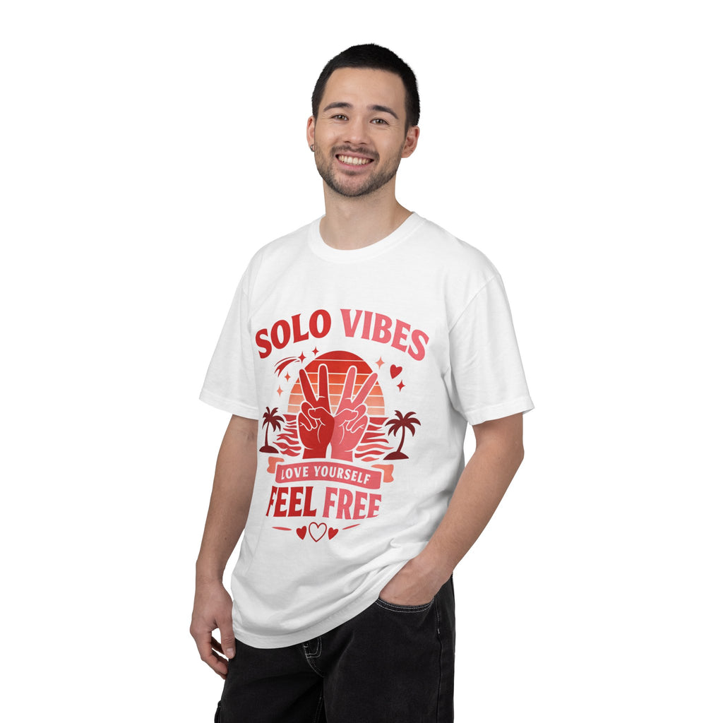 Solo Vibes T-Shirt — 'Love Yourself, Feel Free' Retro
