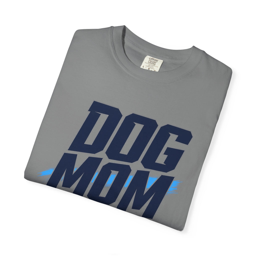 Dog Mom Graphic T-Shirt