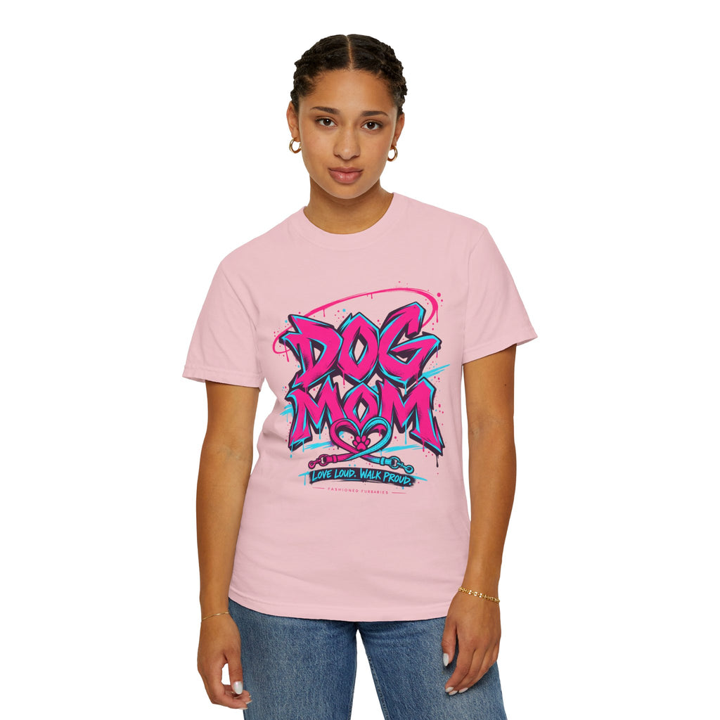 Dog Mom Graphic T-Shirt