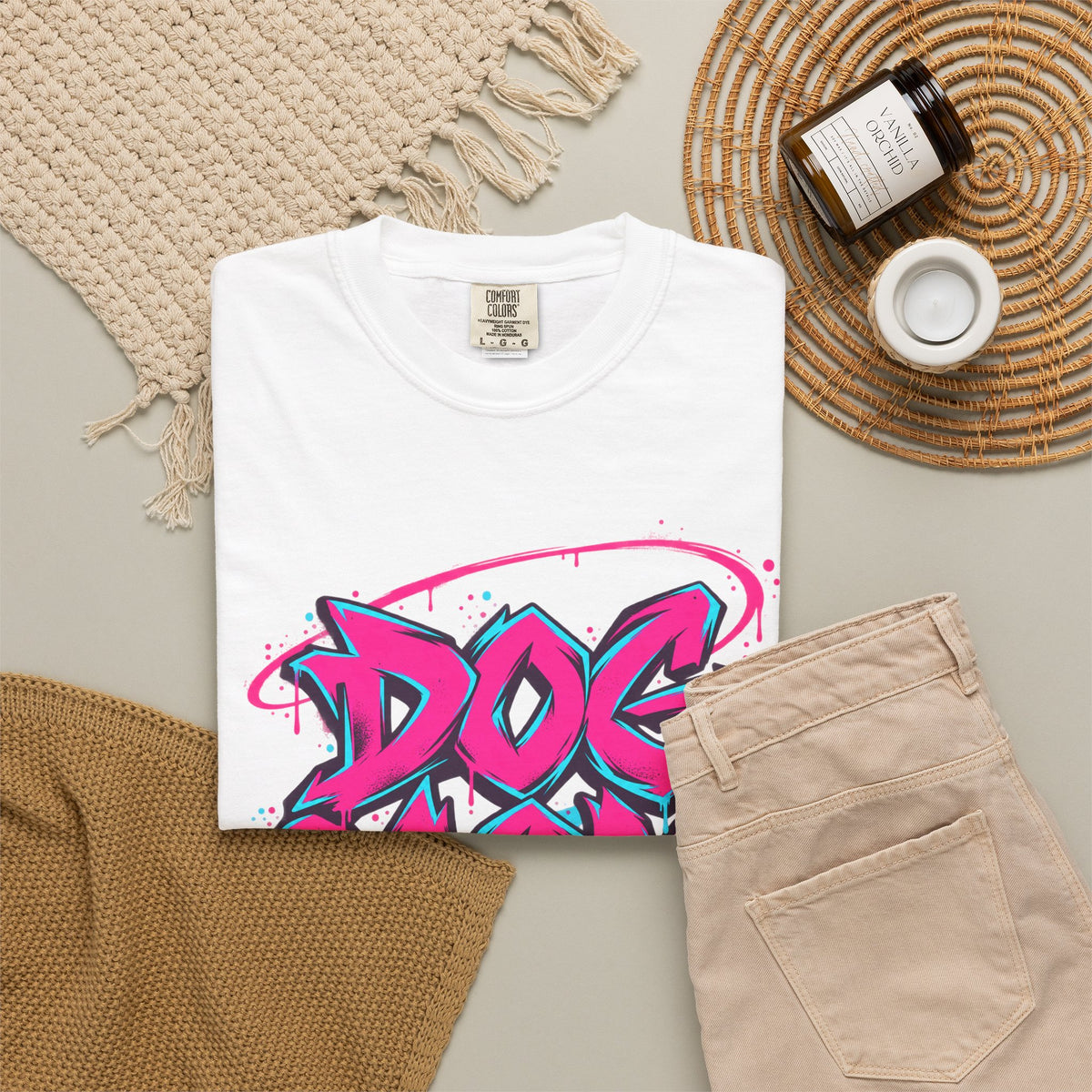 Dog Mom Graphic T-Shirt