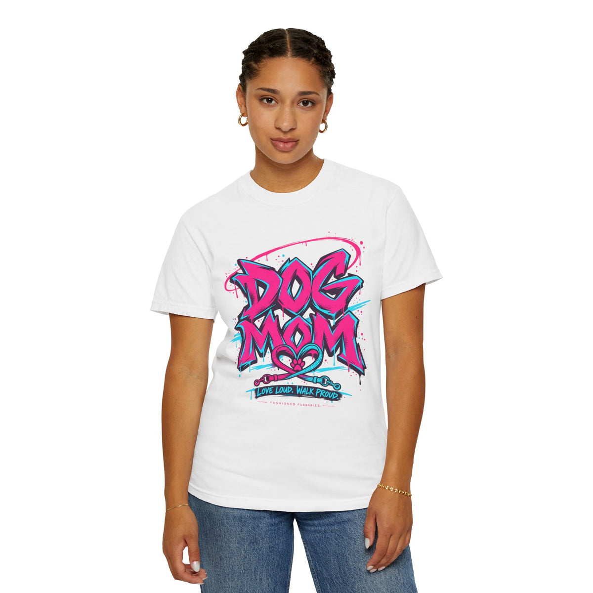 Dog Mom Graphic T-Shirt