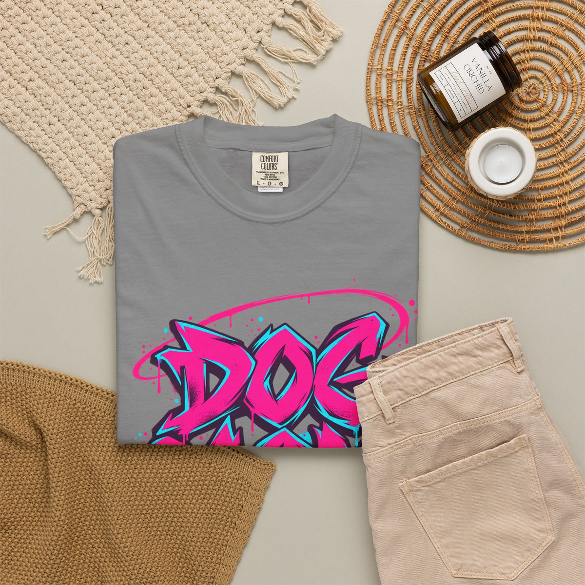 Dog Mom Graphic T-Shirt