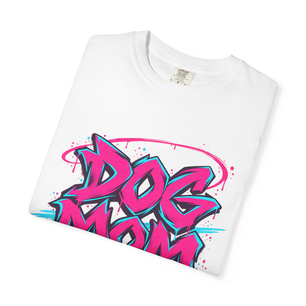 Dog Mom Graphic T-Shirt