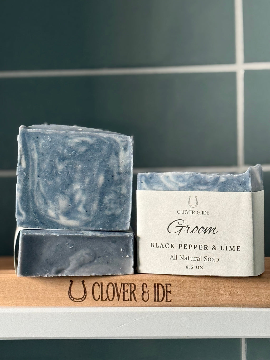 Groom (Large) Clover & Ide