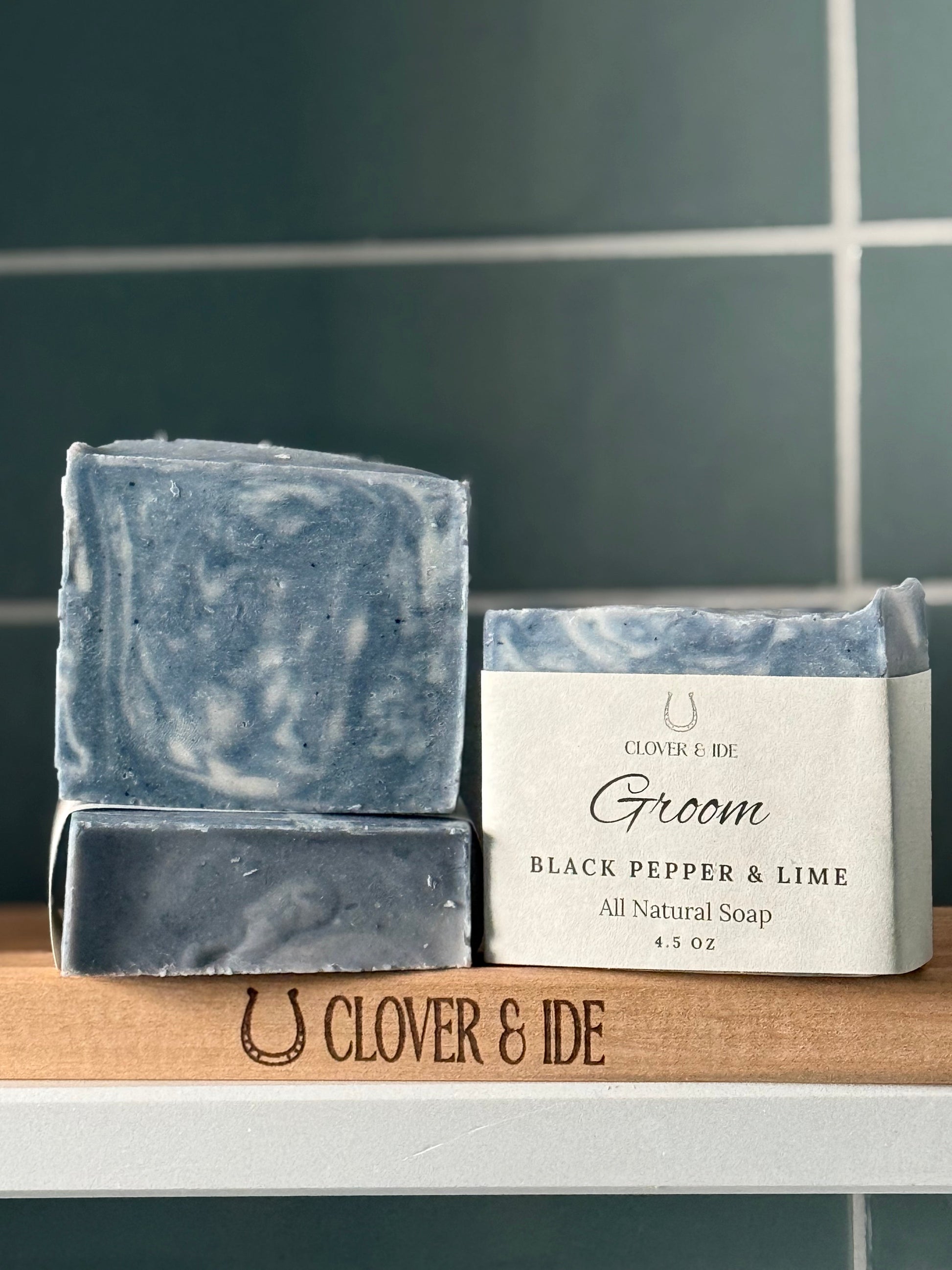 Groom (Large) Clover & Ide