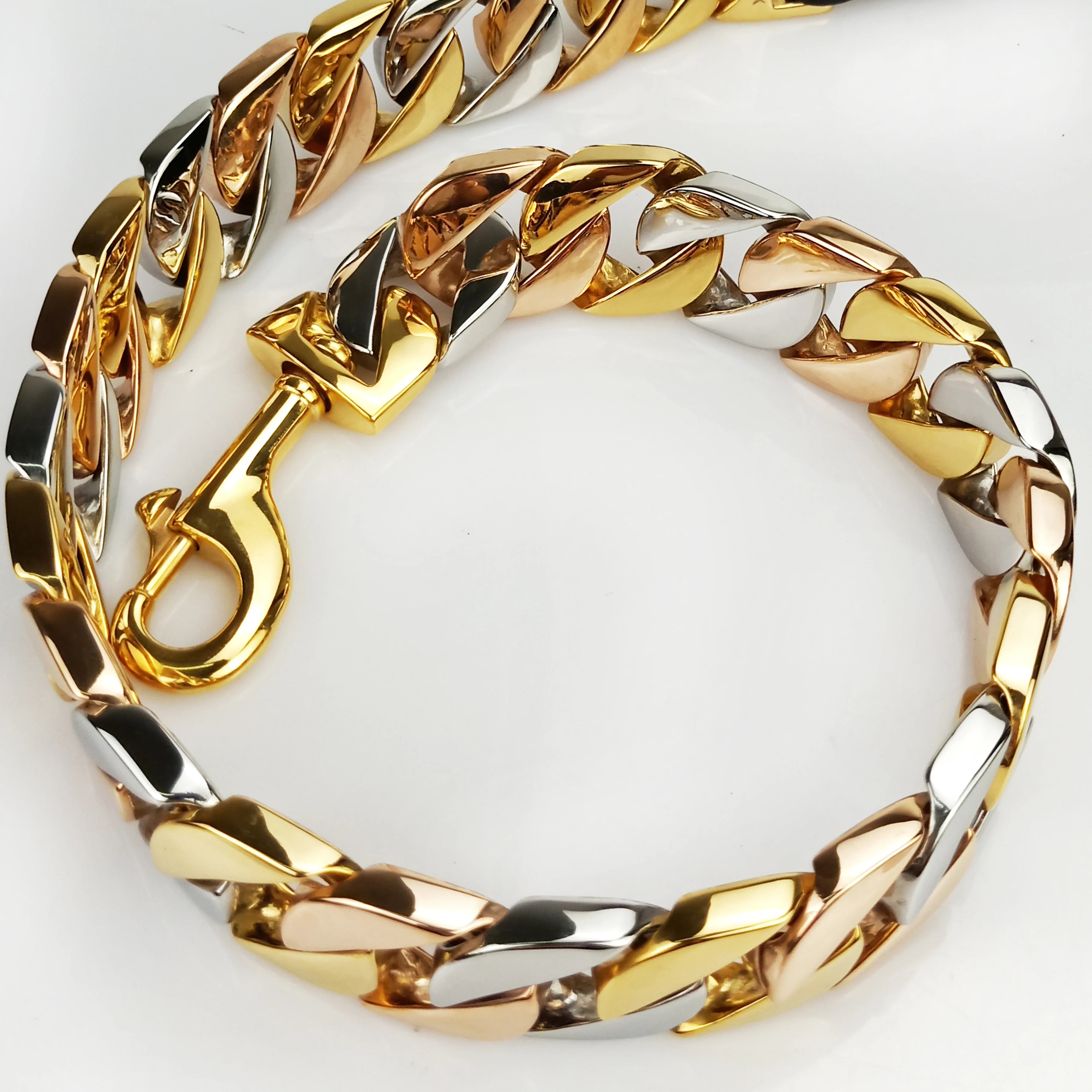 Manufacturers Pet Leather Handle Stainless Steel Leashes Gold Cuban Chain Dog Harness Big Dog Collars and Leads