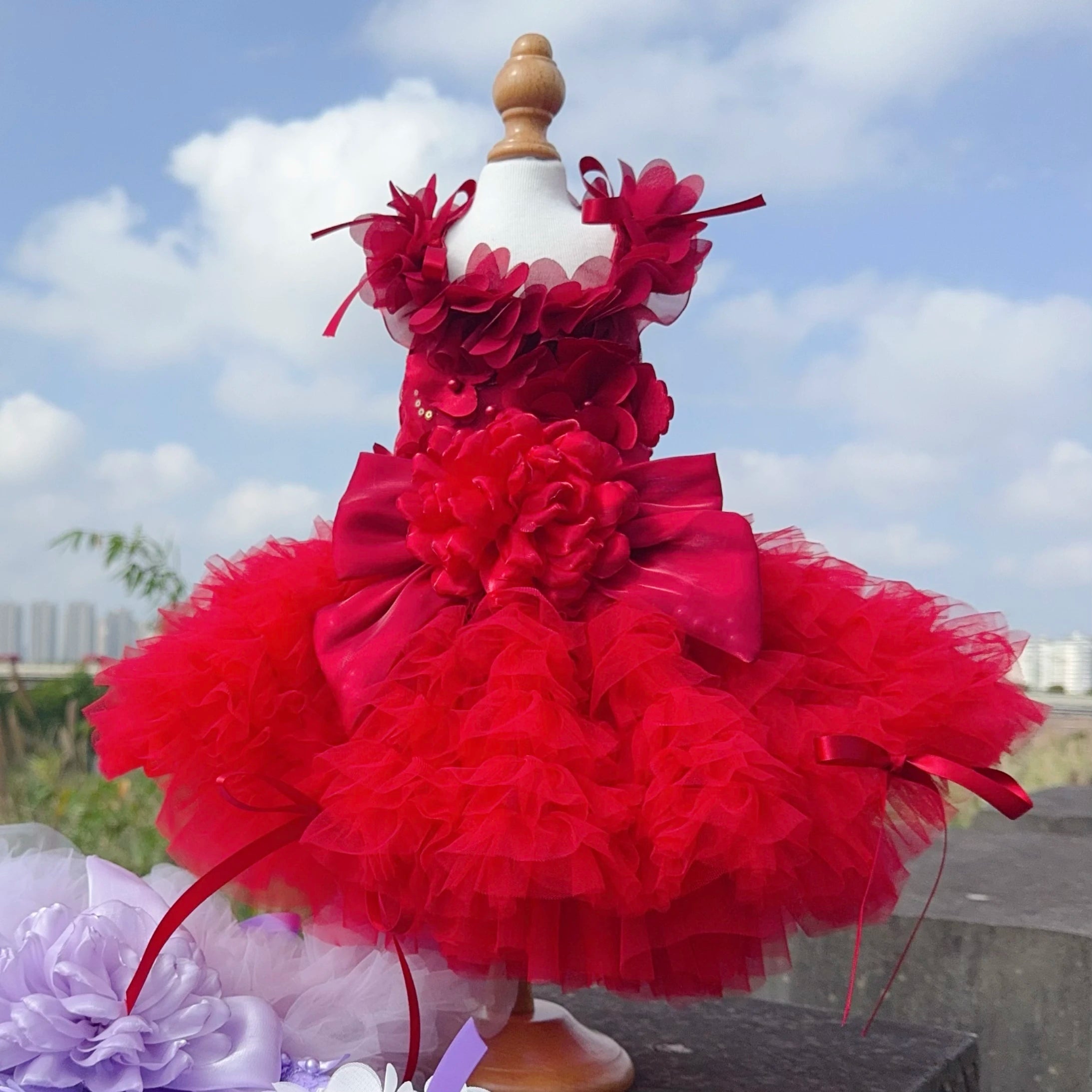 Fine Handmade Pet Dog Clothes Fashion Luxury Lace Flower Long Tail Cake Dresses For Small Medium Dog Wine Red Purple Puppy Dress Fashioned Furbabies