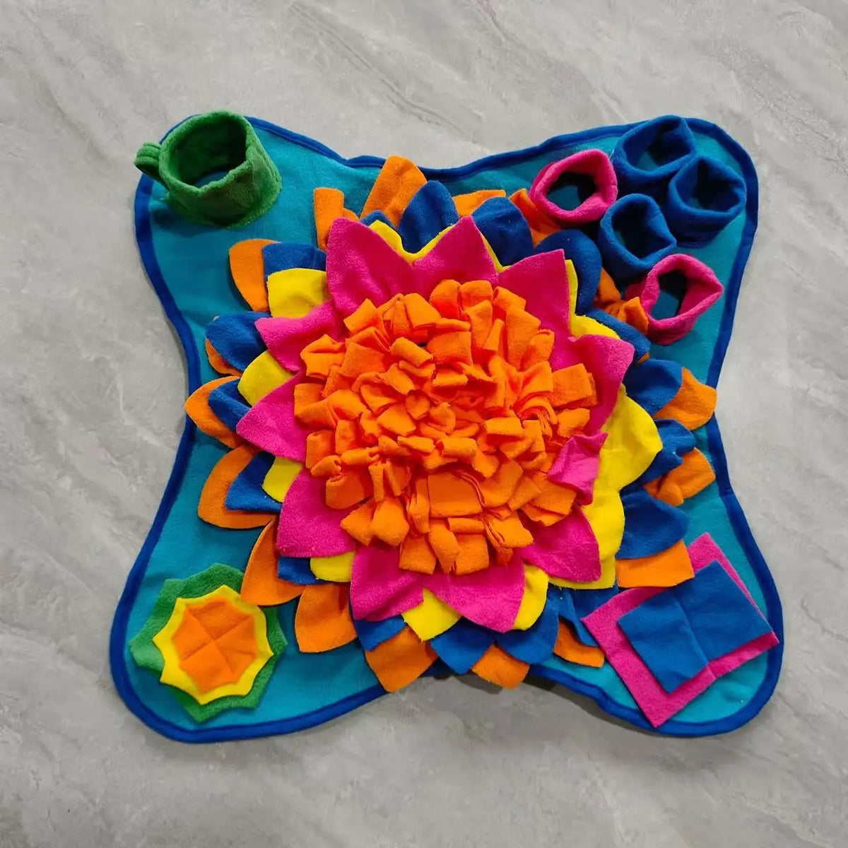 Pet Snuffle Training Mat — Plush Slow Feeder & Stress Relief Sniffing Blanket for Dogs & Cats | 4 Colors