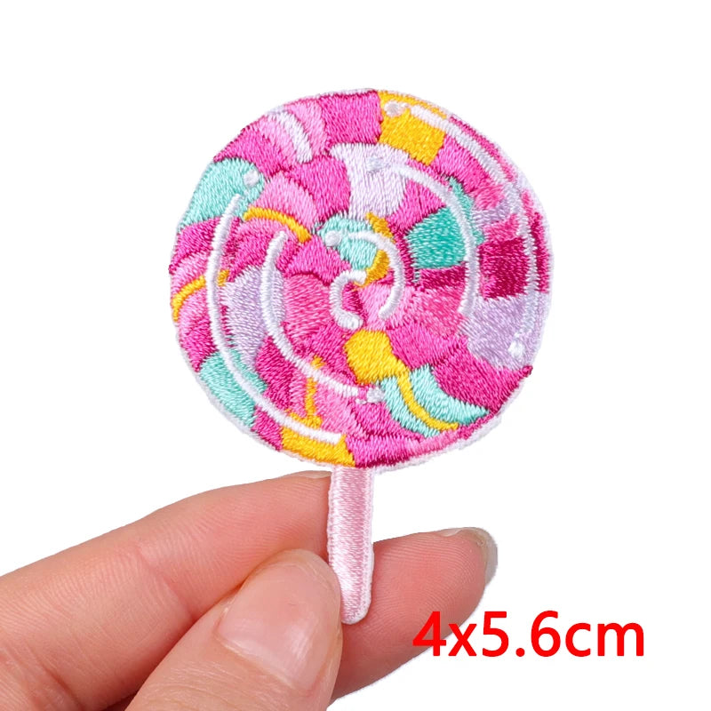 Cat Paw & Dog Cartoon Embroidery Iron-On Patch — DIY Sew or Iron On Animal Sticker for Clothing