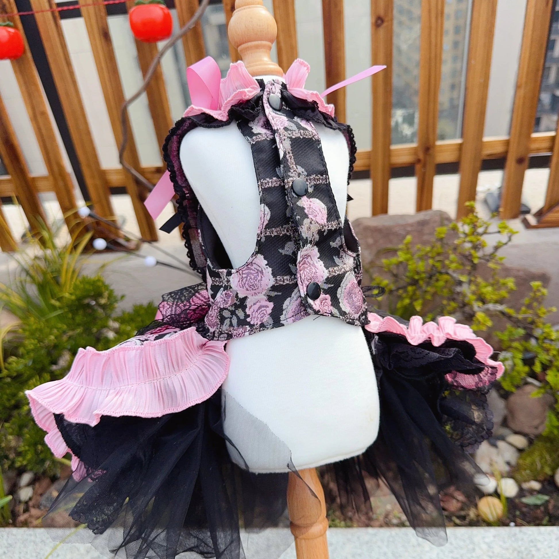 Lovely Pet Dog Clothes Luxury Handmade Black Pink Flower Print Long Tail Princess Dresses For Small Medium Dog Chihuahua Puppy Fashioned Furbabies