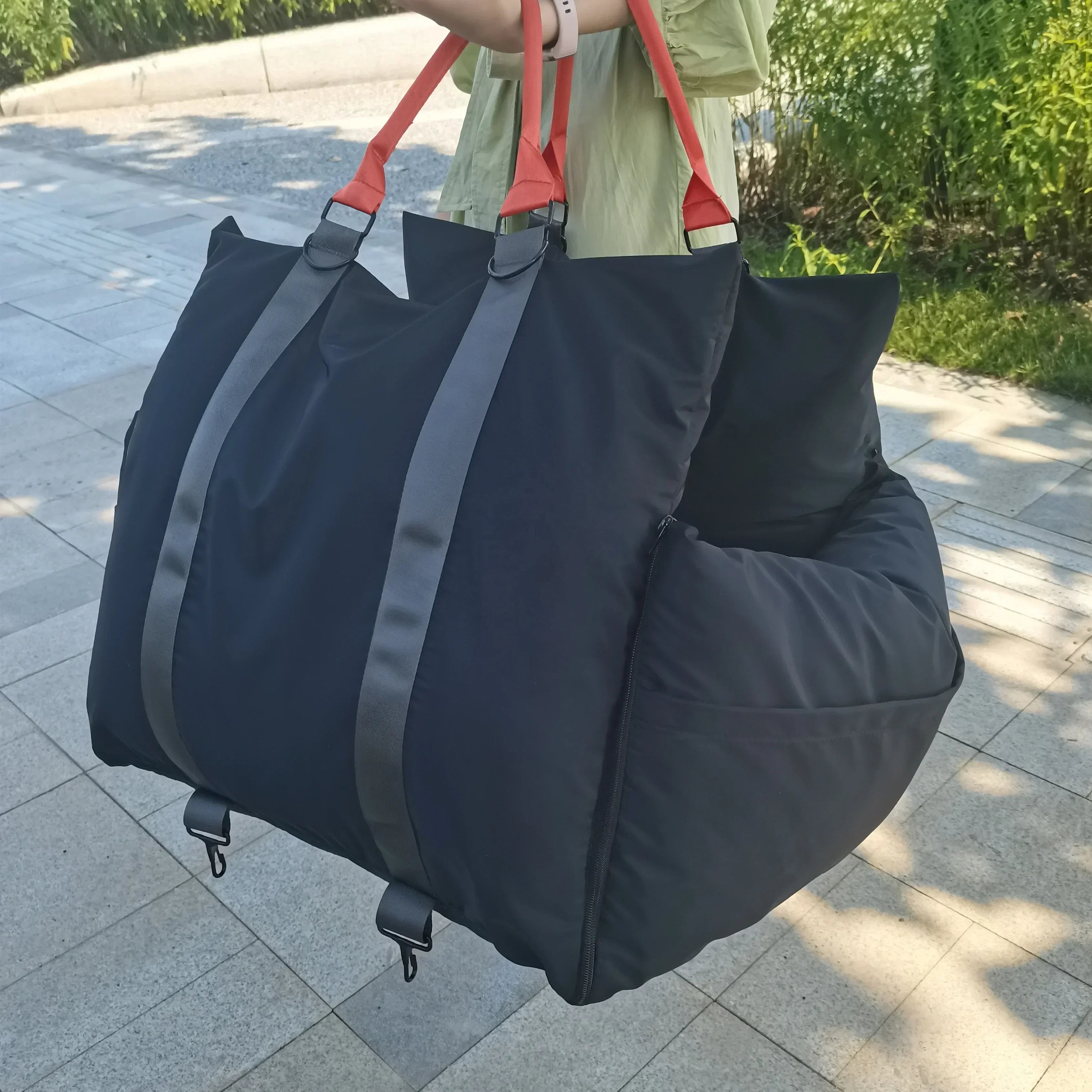 Multifunction Dog Car seat Luxury Dog Travel Bed Outdoor Pet Carrier bags Booster Seat with Safety dog Leash in side Fashioned Furbabies